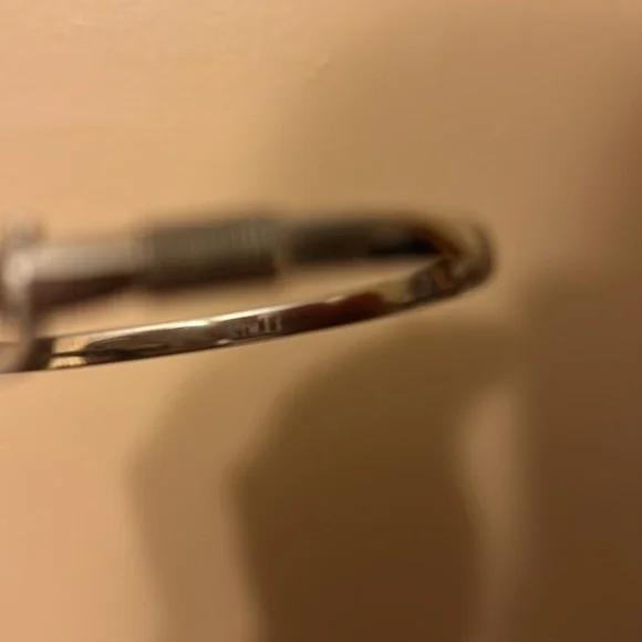 The Hook Bracelet - Picture 2 of 5